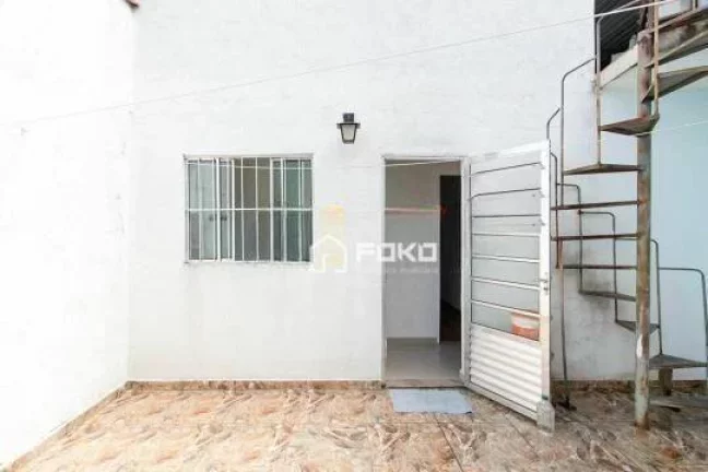 Imagem Sobrado Comercial com 3 Quartos para alugar, 220m² - Vila Galvão