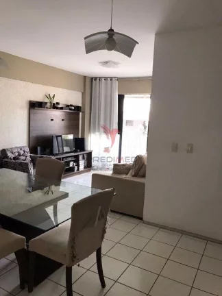 Apartamento em Manaíra . Com varanda e vista parcial do mar. Dependência