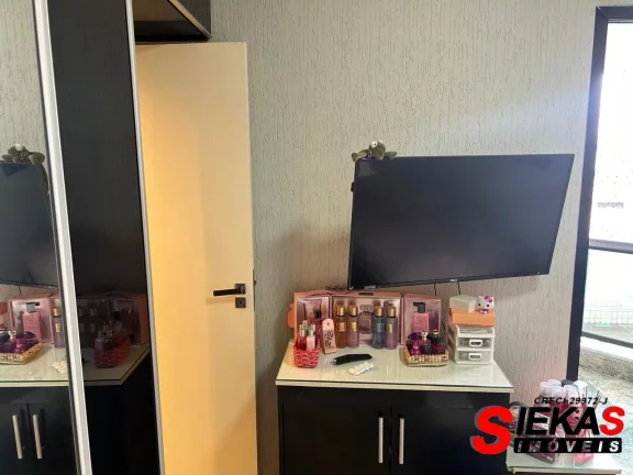 Imagem Apartamento à venda em SP: 3 quartos, 1 suíte, 2 salas, 3 banheiros, 2 vagas na Vila Regente Feijó - 105,00 m² de área.