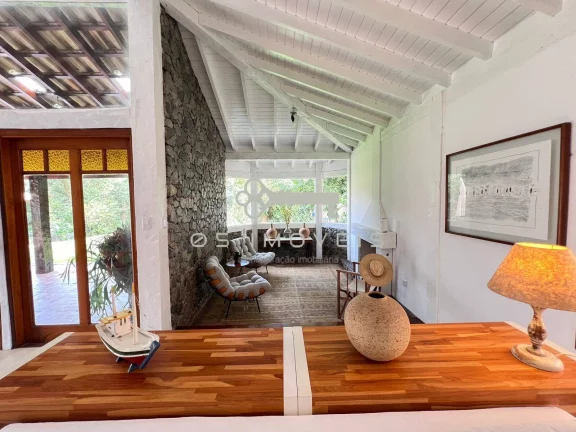 Imagem Propriede à venda Granja Viana: Residência Recém Finalizada com Duas Casas