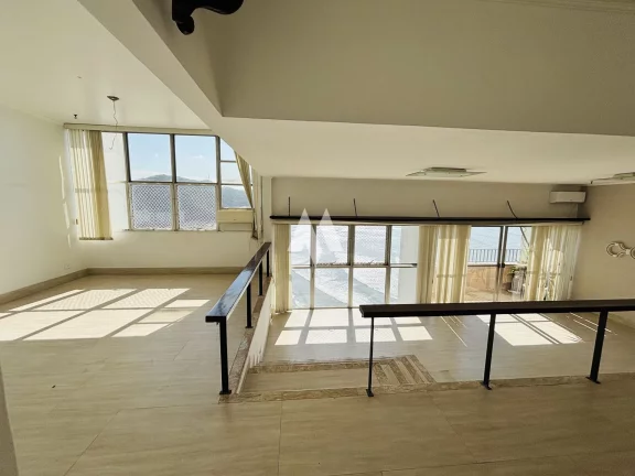 Imagem Apartamento à venda de 4 dormitórios com Vista Mar - Itararé / São Vicente