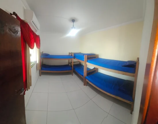 Imagem Casa para Venda em Peruíbe, Estância Balneária Belmira Novaes, 2 dormitórios, 2 suítes, 1 banheiro, 2 vagas