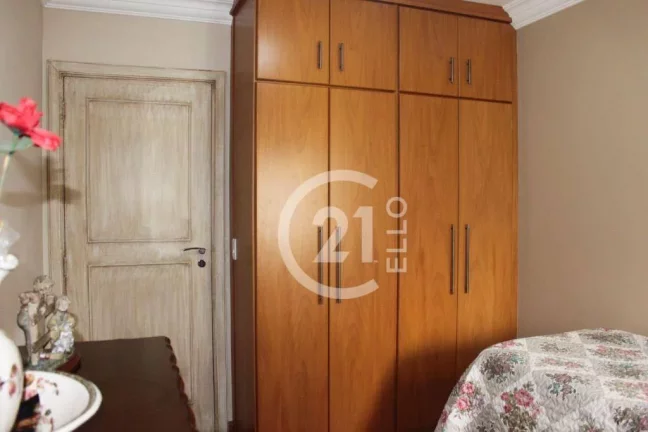 Imagem Na melhor rua de Moema, 159m², 4 suítes