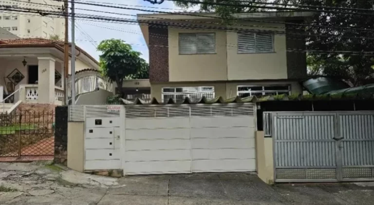 Casa para Locação em São Paulo, Lapa, 3 dormitórios, 1 suíte, 2 banheiros, 2 vagas