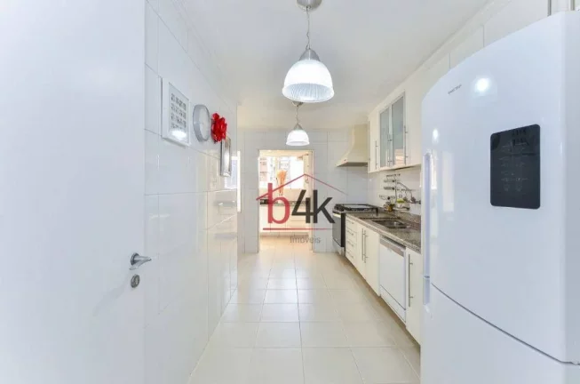 Imagem Cobertura com 393 m² à venda, 3 dormitórios e 3 vagas no Campo Belo