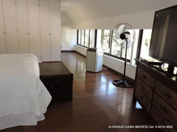 Imagem Casa com 5 dormitórios à venda, 804 m² - Granja Viana - Carapicuíba/SP