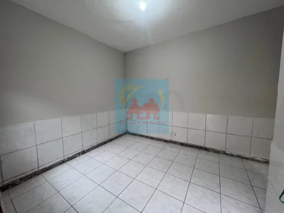 Imagem Casa na zona 2 da Ocian, Praia Grande 325mil