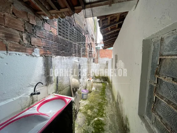 Imagem TERRENO COM 2 CASAS, 2 QUARTOS, 1 WC, ÁREA DE SERVIÇO E QUINTAL