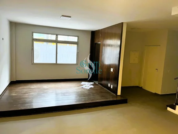 Imagem Casa/Sobrado à Venda em Planalto Paulista - São Paulo/SP.