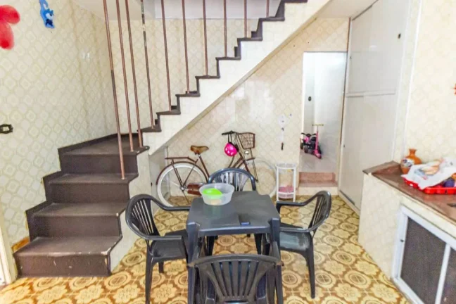 Imagem Casa com 3 Dormitórios à Venda na Vila Diva