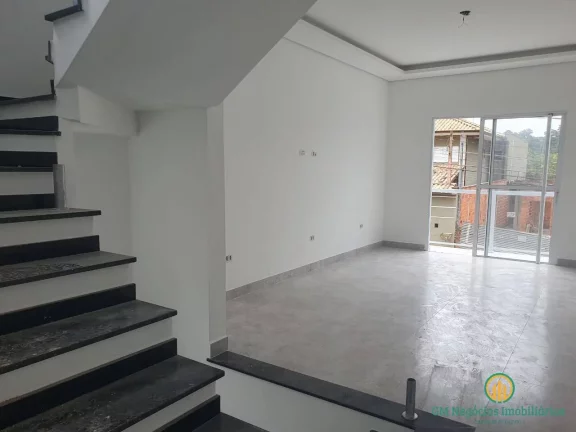 Imagem Ótima casa com 3 dormitórios, sendo 1 suíte em condomínio