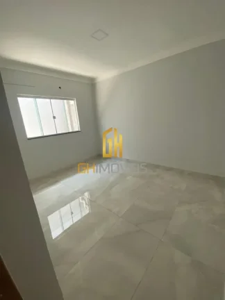 Imagem Casa com 3 quartos no Vila Oliveira, em terreno com 198m² com 123m² de área construída possui:- ...