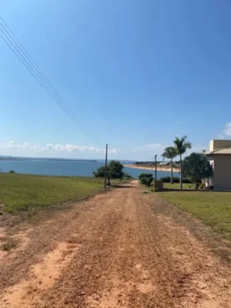 Imagem Terreno em Condomínio à Venda em Paranapanema-SP 600m² de Área no Bairro Residencial