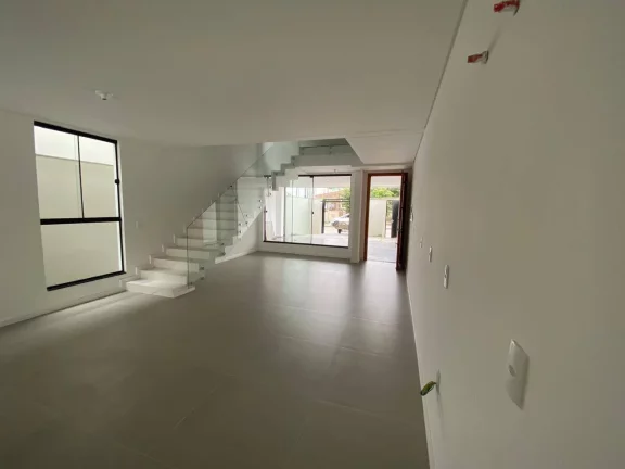 Imagem Geminado Sobrado Bairro Floresta com 3 suítes