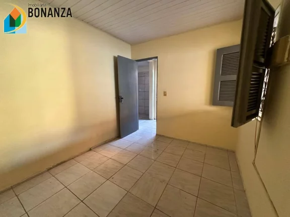 Imagem Casa com 02 quartos para Alugar no Bairro Presidente Kennedy