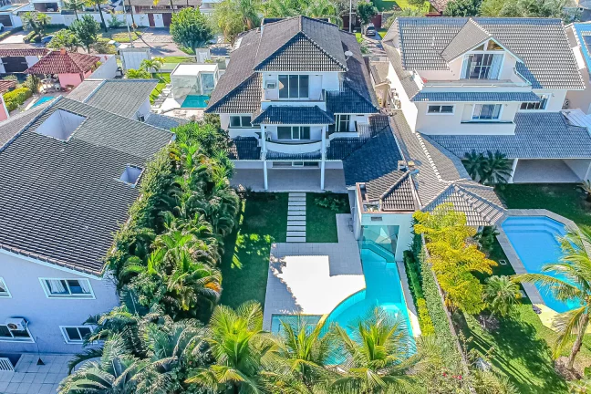 Imagem Casa à venda no condomínio CRYSTAL LAKE - 6 quartos por R$ 4.750.000,00 - Barra da Tijuca, Rio de Janeiro - RJ