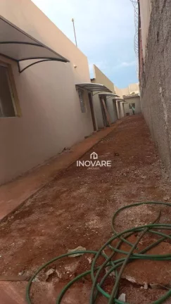 Imagem Kitnet com 2 dormitórios para alugar, 50 m² por R$ 850,00/mês - Cidade Jardim - Itumbiara/GO