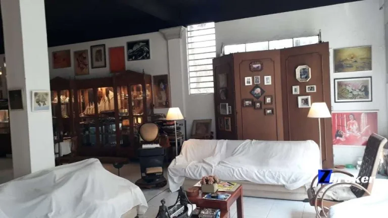 Imagem Antiga Fábrica - Casa Residencial e ou Comercial - Perto da USP - Investimento