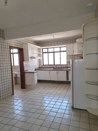 Imagem Apartamento à venda, 5 quartos, 1 por andar, Centro, Campina Grande PB