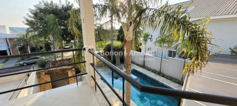 Imagem Casa de condomínio com 343 m² e 4 quartos