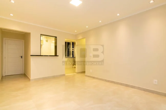 Imagem Apartamento à venda em Copacabana, 2quartos, 75m2, Rua Inhangá.