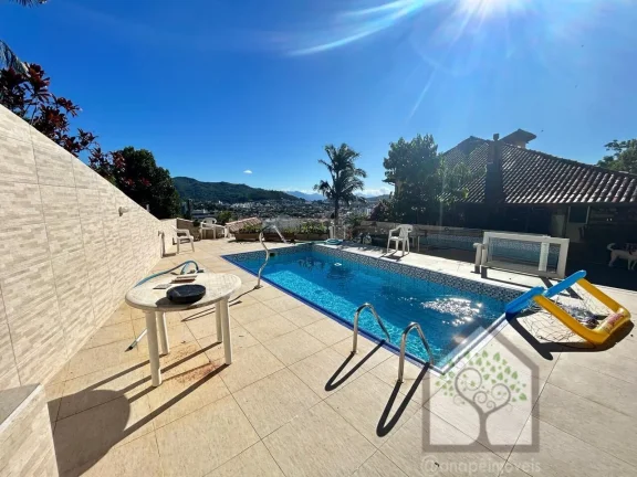 Imagem Casa ampla no Itacorubi, Florianópolis
