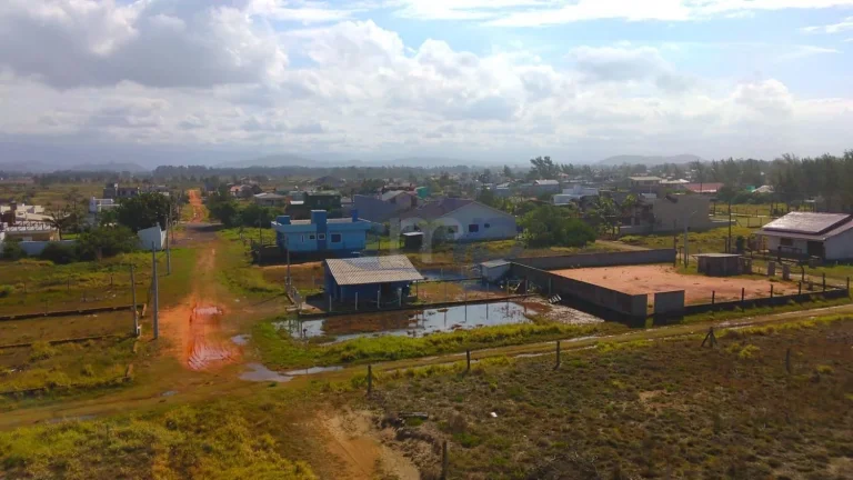 Imagem Terreno á venda na Praia Real em Torres/RS