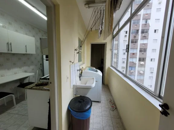 Imagem PITANGUEIRAS – NA QUADRA DA PRAIA COM MARAVILHOSA VISTA MAR, VAGA DE GARAGEM DEMARCADA NO PRÉDIO, 95 M² ÚTEIS, CONDONDOMÍNIO BAIXO.