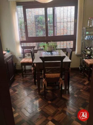 Imagem Na Vicente da Fontoura, sobrado com 4 quartos e pátio.