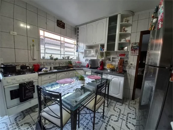 Imagem Casa à venda com 2 quartos, sendo 1 suíte, em Butantã, São Paulo - SP