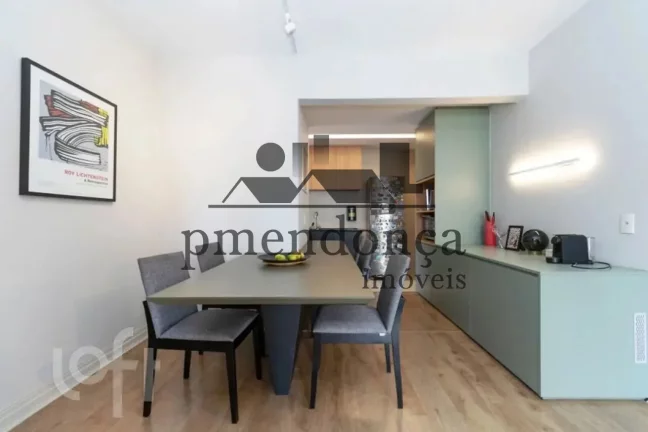 Imagem Pompéia apartamento com 90m², 3 quartos (1 suíte) e 2 vagas.