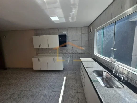 Imagem Sobrado de 160 m² com 3 dormitórios, sendo 1 suíte e 2 quartos no corredor, além de 1 banheiro n...
