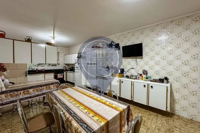 Imagem Casa de 3 quartos com suíte e 3 vagas na Vila Dom Pedro II, São Paulo-SP: confira essa oportunidade!
