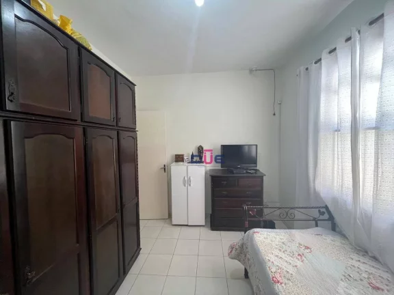 Imagem Apartamento com 2 dormitórios, em predinho na Rua Carlos Gomes, 1° andar lateral, à venda, 75 m² por R$ 350.000 - Marapé - Santos/SP