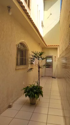 Imagem Sobrado com 3 dormitórios à venda, 165 m² por R$ 735.000 - Vila Tibiriçá - Santo André/SP