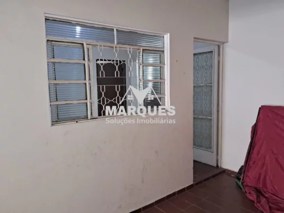 Imagem Ótima Oportunidade! Sobrado + 2 Casas para Moradia
