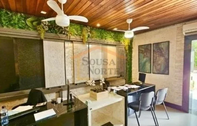 Imagem Imóvel comercial com aproximadamente 600m², sendo cerca de 30 metros de fachada em curva positiva ...