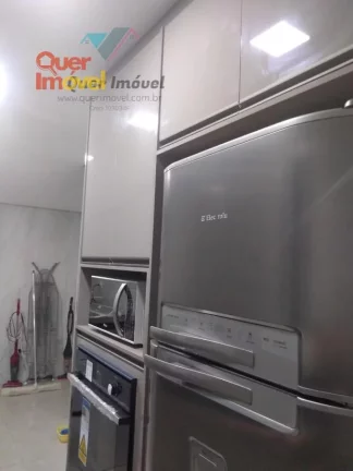 Imagem Casa em Condomínio à venda em Ribeirão Preto-SP, Jardim Ouro Branco: 3 quartos, 1 suíte, 2 salas, 2 banheiros, 2 vagas de garagem, 170m². Conheça o Condomínio Residencial Ouro Verde com a Quer Imóvel Negócios Imobiliários!