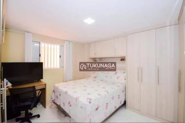 Imagem Casa com 4 dormitórios à venda, 270 m² por R$ 770.000,00 - Vila Flórida - Guarulhos/SP