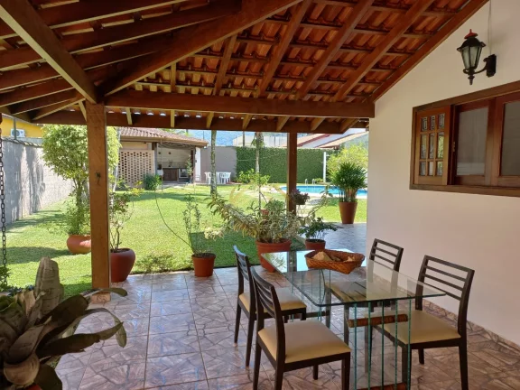 Imagem LINDA CASA EM CONDOMINIO FECHADO COM SEGURANÇA, LAGO E RIOS...