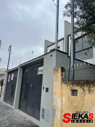 Imagem Imperdível! Casa à venda na Vila Carrão, São Paulo-SP, com 4 quartos, 4 suítes, 1 sala, 2 vagas de garagem e 150,00 m².