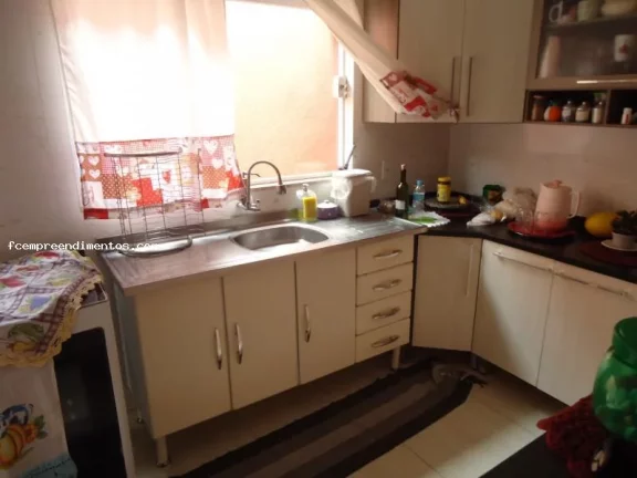 Imagem Casa para Venda em Limeira, Parque Residencial Aeroporto, 3 dormitórios, 1 suíte, 1 banheiro, 1 vaga
