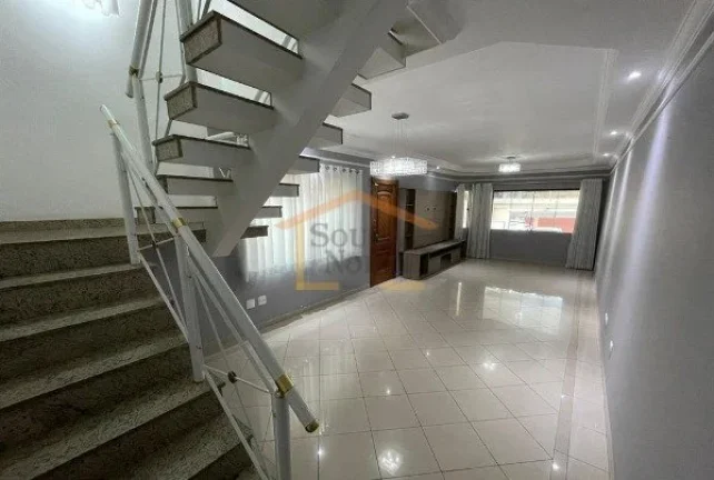 Sobrado alto padrão. 
1º andar: sala de estar, jantar, lavabo, cozinha com despensa, lavanderia co...