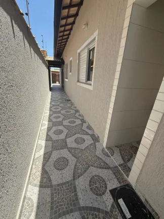 Imagem Casa para Venda em Itanhaém, Bopiranga, 2 dormitórios, 1 suíte, 1 banheiro, 2 vagas