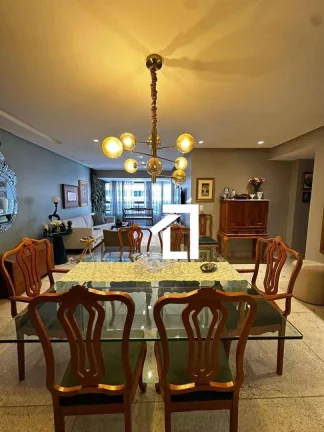 Apartamento | Ponta Verde | 3 Suítes | 121M2 | Reformado | Nascente | Varanda | 3 Vagas