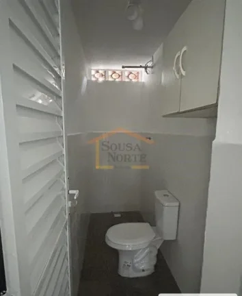 Imagem GalpÃ£o comercial reformado, 216mÂ² de Ã¡rea Ãºtil, com mezanino superior para escritÃ³rio, instalaÃ...