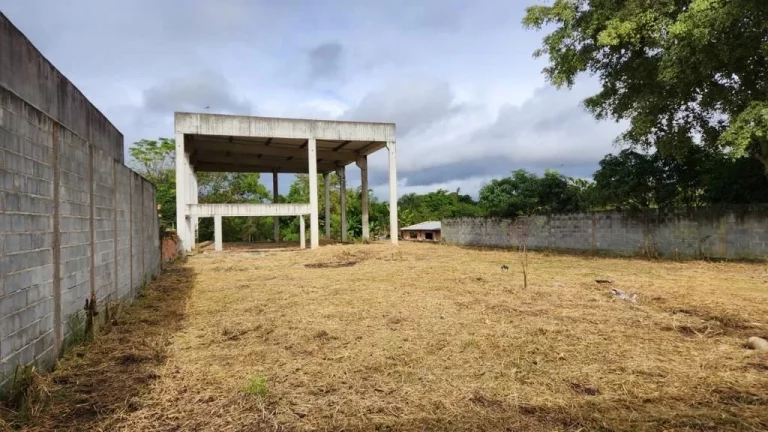 Imagem Terreno à venda, 1 m² por R$ 750.000,00 - Jardim Capitingal - São José dos Campos/SP