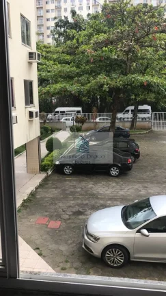 Imagem Apartamento à venda no Rio de Janeiro-RJ, bairro Camorim: 2 quartos, 1 sala, 1 banheiro, 1 vaga de garagem!