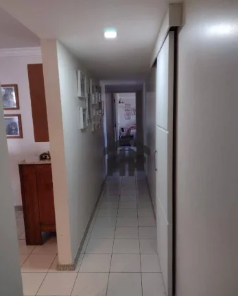 Imagem Apartamento com 04 Quartos, localizado em Monteiro, Recife