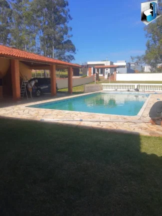 Imagem Linda casa a venda no Condomínio Ninho Verde I Eco Residence - Porangaba/SP.